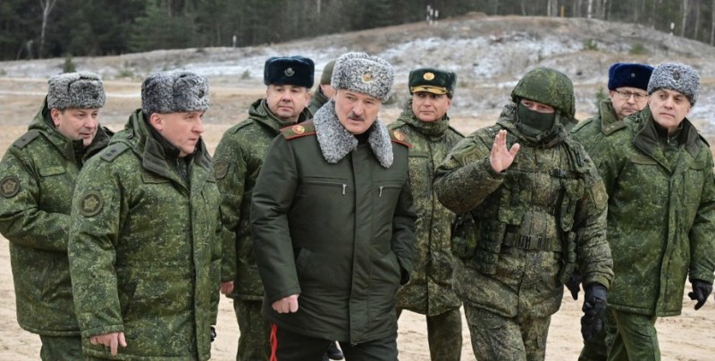 Готви се за война в Украйна: Беларус създава своя версия на групата Вагнер