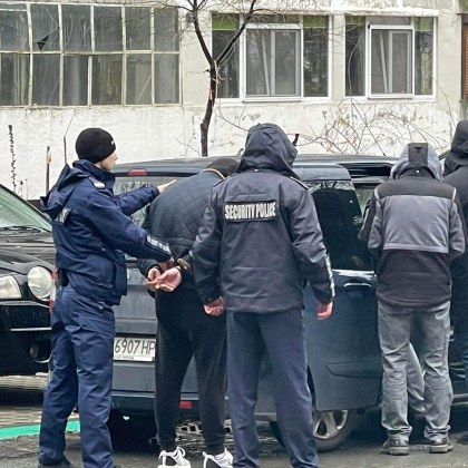 Зрелищни арести в Бургас СНИМКИ