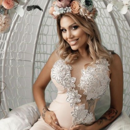 Джулиана Гани стана майка за втори път Красавицата роди момченце