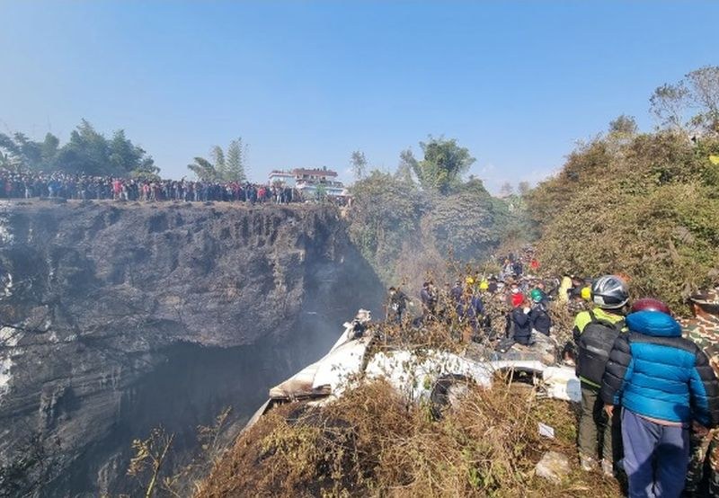 Пилотът на самолета, който се разби на международното летище Покхара