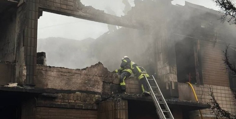 14 загинали, 25 ранени: Приключиха издирвателно-спасителните операции в Бровари СНИМКИ