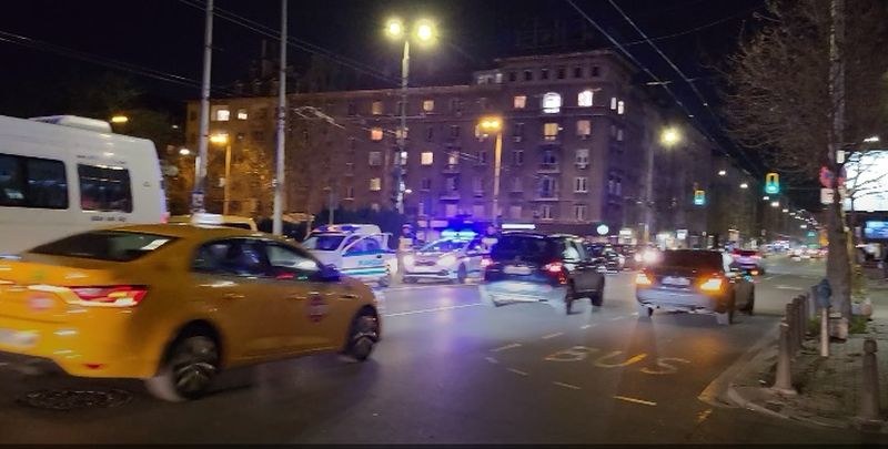 Блъснаха жена в София! В болница е