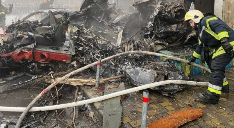 Майка с дете загина в Бровари, бременна жена е сред ранените