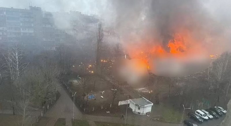Украински военен хеликоптер се разби тази сутрин до детска градина.