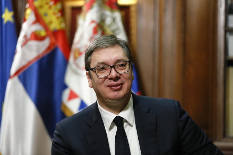 Въпреки че заплатата му беше увеличена, сръбският президент Александър Вучич