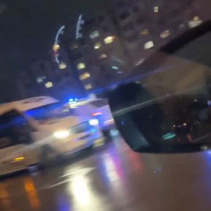 Трима са ранени при катастрофа в София СНИМКА