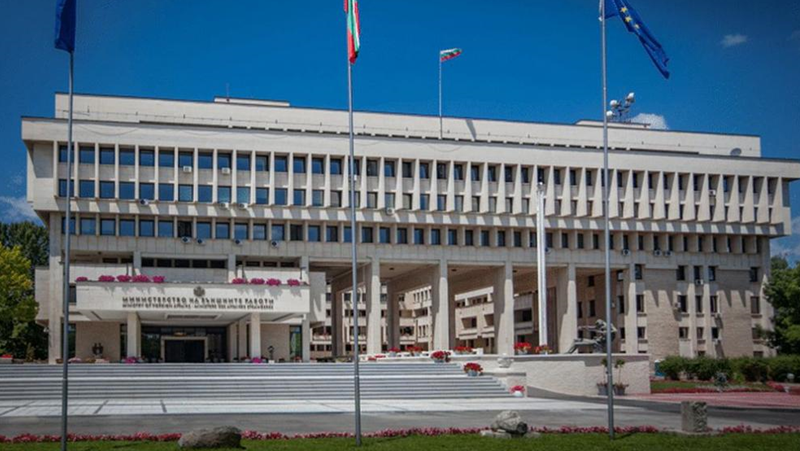 МВнР извика за консултации посланика ни в Северна Македония