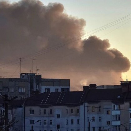 Въздушна тревога е обявена в Одеска Николаевска Кировоградска област на