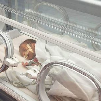 Недоносено бебе бе транспортирано в Пловдив с линейката която бе