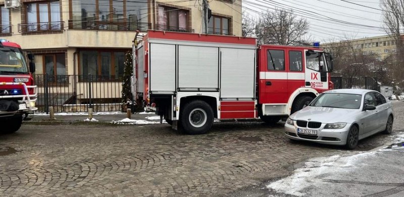 Призив: Не паркирайте в кръстовища, губи се фатално време! СНИМКИ