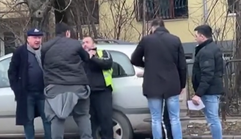 Мъж нападна служител на ЦГМ заради поставена скоба ВИДЕО