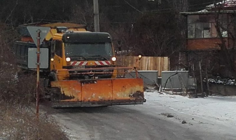 Старозагорец остана потресен от действия на снегопочистващ автомобил в региона.Машината