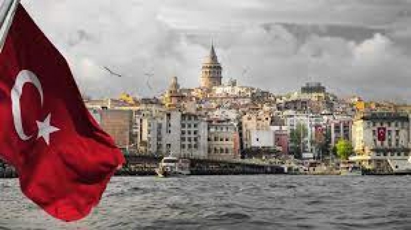 Руските олигарси продължат да купуват имоти в Турция