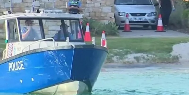 Акула доплува в река и нападна тийнейджърка, момичето почина СНИМКИ