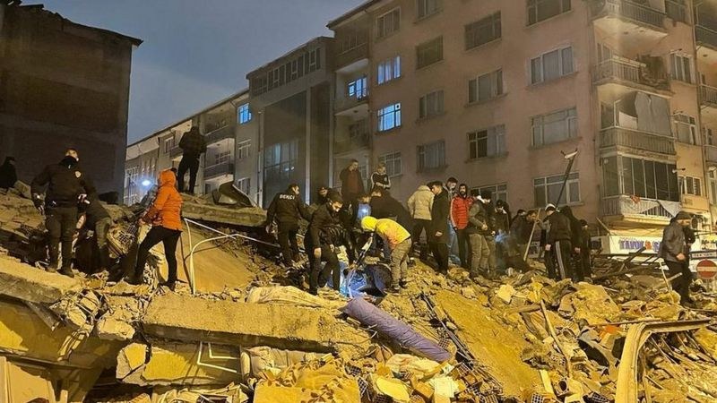 Българин е в неизвестност след разрушителното земетресение в Турция