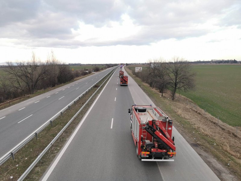 Български пожарникари и спасители отпътуваха за Турция СНИМКИ