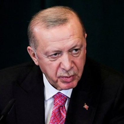 Президентът на Турция Реджеп Тайип Ердоган обяви седемдневен траур заради