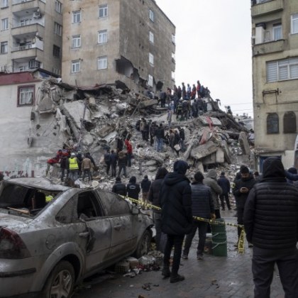 Сеизмологичните проучвания показват че енергията отделена при опустошителното земетресение с