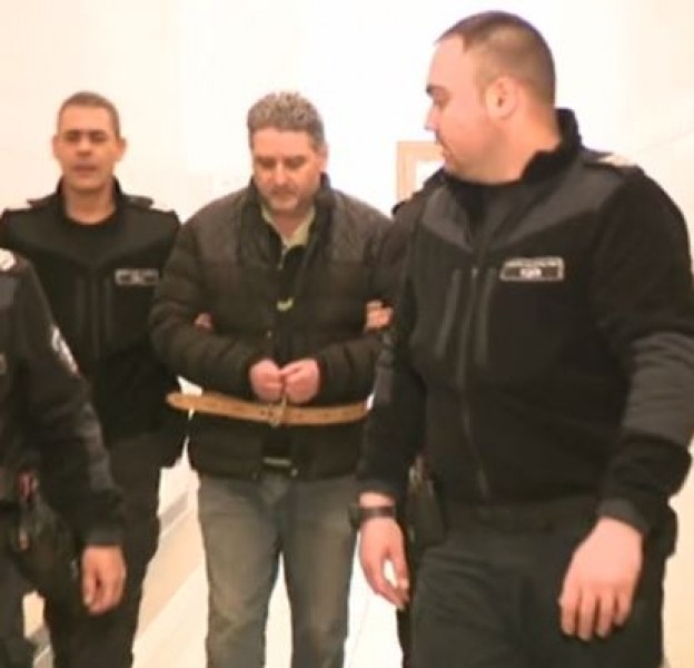 Оставиха в ареста обвинения за убийството на Иван Владимиров