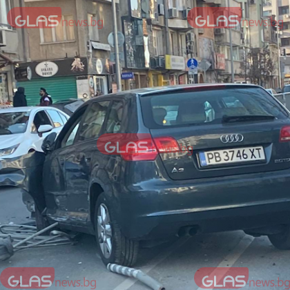 Пътнотранспортно произшествие е станало този следобед в Пловдив Лек автомобил Ауди