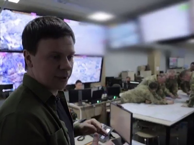 Украинският журналист Дмитрий Комаров засне репортаж от центъра за вземане