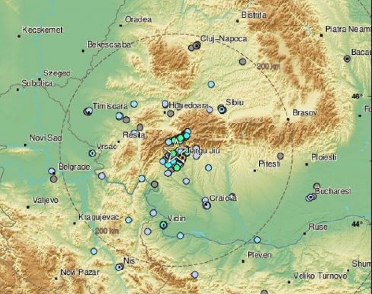 Трус е 4,3 по Рихтер разлюля част от Румъния. Земетресението