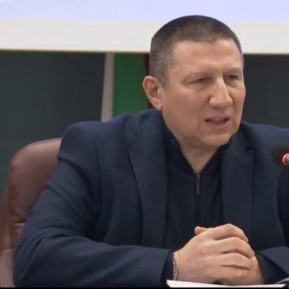 Между 30 и 60 минути се задушавали мигрантите, открити край Локорско НА ЖИВО