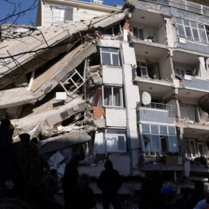Броят на вторичните трусове в Турция след катастрофалните земетресения на