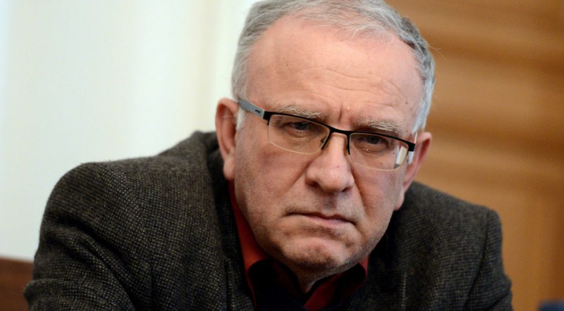 Цветозар Томов хвърли оставка като говорител на ЦИК