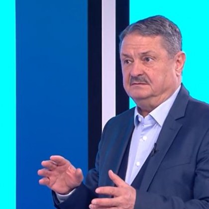 Проф. Рачев: Чака ни топло време до края на месеца