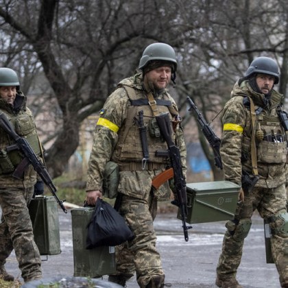 Огромно мнозинство от 90 от украинците подкрепят нанасянето на удари
