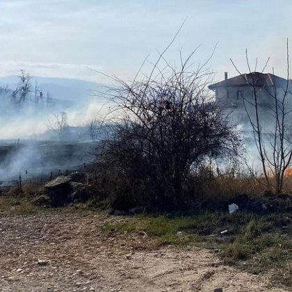За броени дни големи пожари в Пловдивско притесниха местните жители