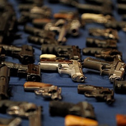 Полицията в Пловдив започва проверка на оръжейните магазини за спазването