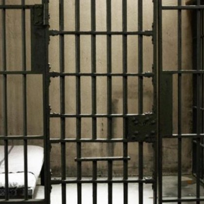 Затворник в индийския град Гопалгандж в щата Бихар беше хоспитализиран