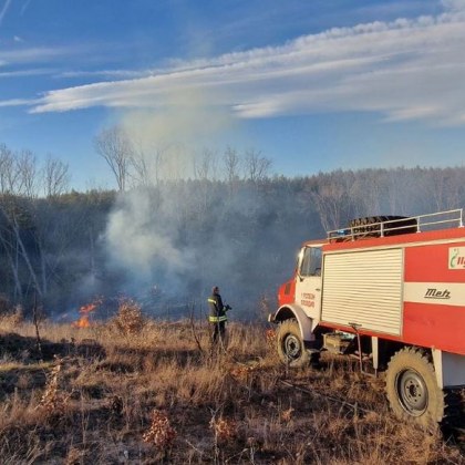 Близо 30 пожара са вилнели в Пловдивско за едва два