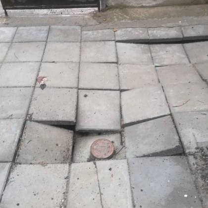 Тротоар на улица в Русе пропадна след ремонт Преди по малко