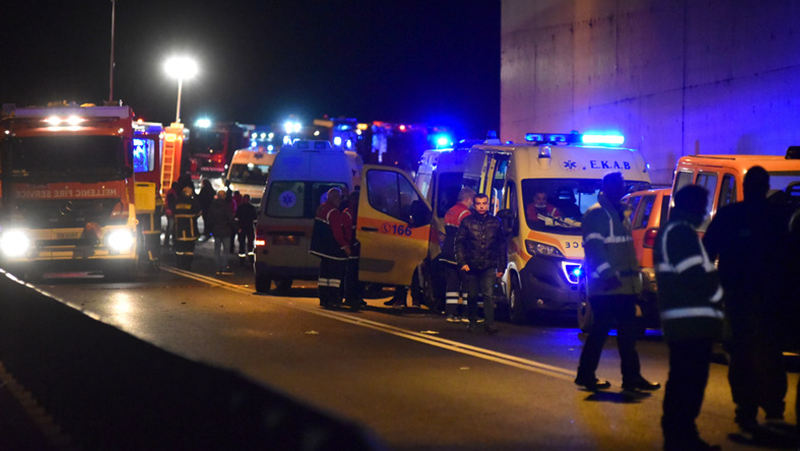 Двама българи са пострадали във влаковата катастрофа в Гърция, съобщи