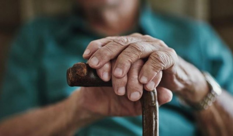 Възобновяват изплащането на пенсиите за инвалидност, както и социалните добавки