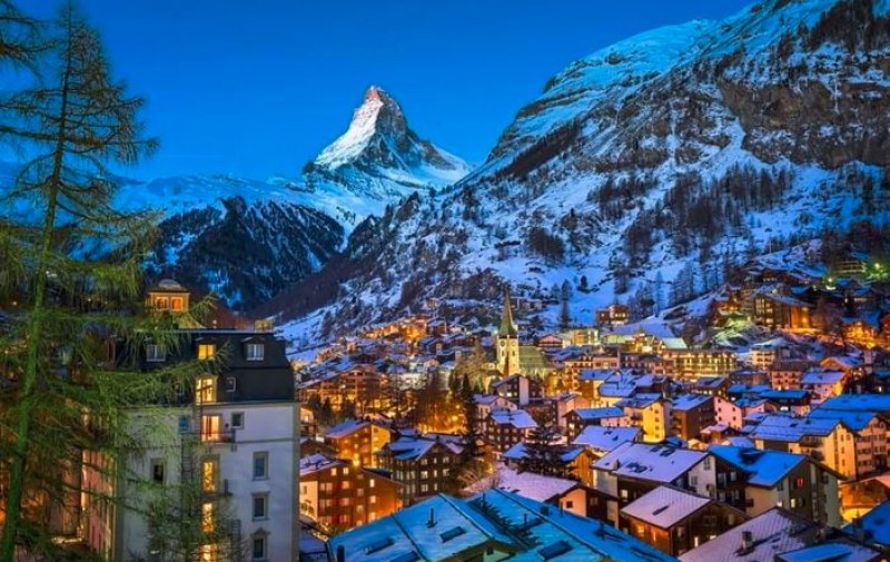 Красиво селце в Швейцария ви предлага 50 бона, за да живеете там