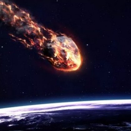 Японски астроном засне падането на метеорит върху повърхността на Луната
