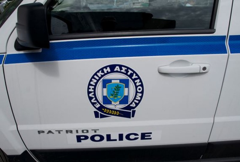 Пет патрулки преследваха кола с български номера в Гърция