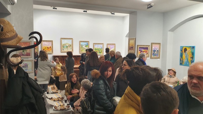 44 творби изложи в Пловдив Розалина Исак Панижел