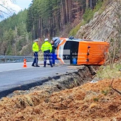 Линейка катастрофира на пътя Банско Симитли Инцидентът е станал