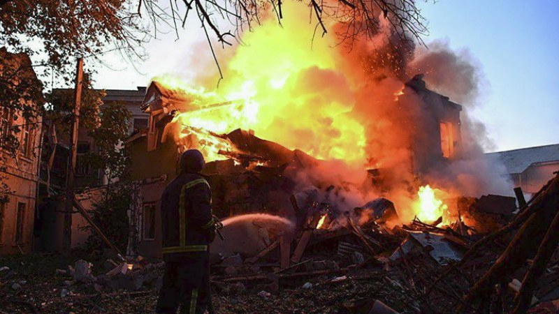 Двама убити и 10 ранени при руски удари с касетъчни оръжия в Краматорск