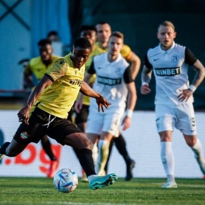 Пловдивското дерби без победител: Ботев - Локомотив 1:1