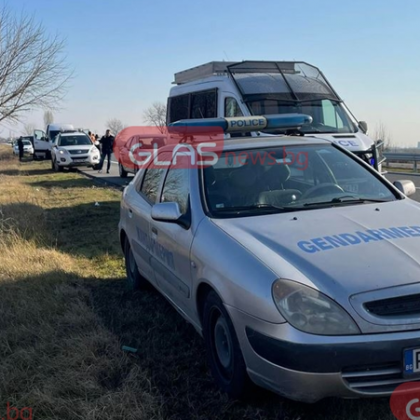 Автомобил с мигранти се е обърнал в Алдомировското блато Инцидентът