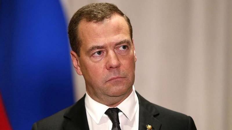 Заместник-председателят на руския Съвет за сигурност Дмитрий Медведев заплаши Международния