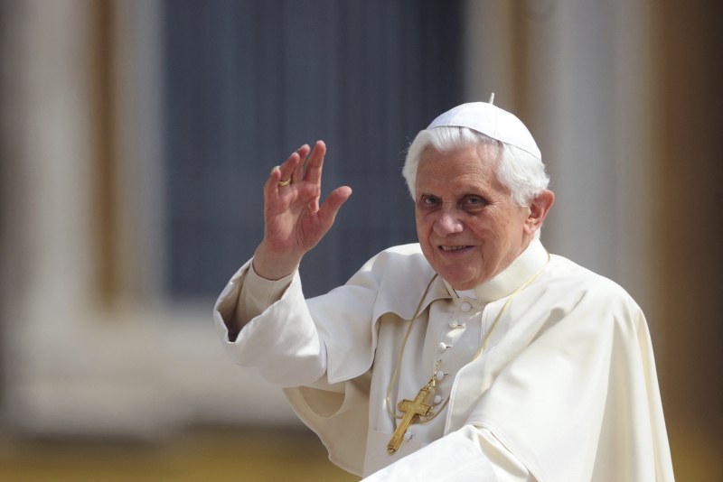 Германската прокуратура разследвала папа Бенедикт XVI за сексуално насилие
