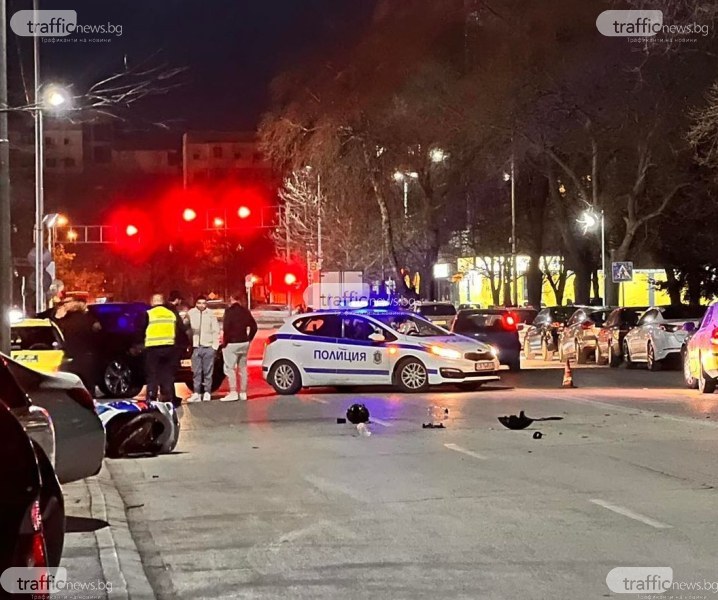 Такси блъсна моторист в Пловдив, двама са в болница СНИМКИ