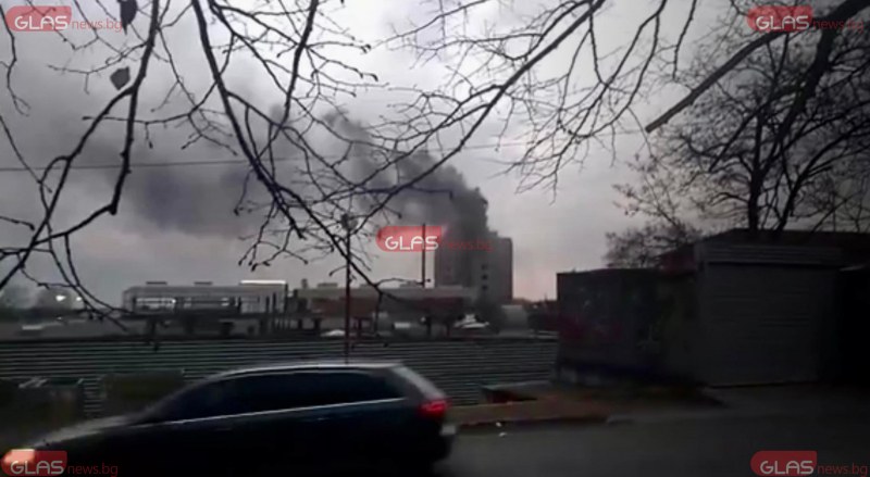 Пожар лумна в хотел в Асеновград СНИМКИ